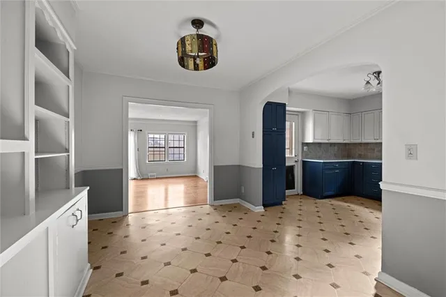 $775,000 | 441 West 67th Street, Kansas City, MO 64113