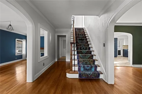 $750,000 | 441 West 67th Street, Kansas City, MO 64113