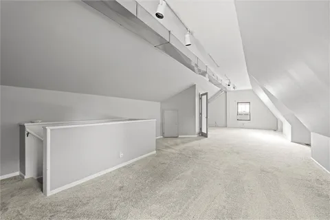 $750,000 | 441 West 67th Street, Kansas City, MO 64113