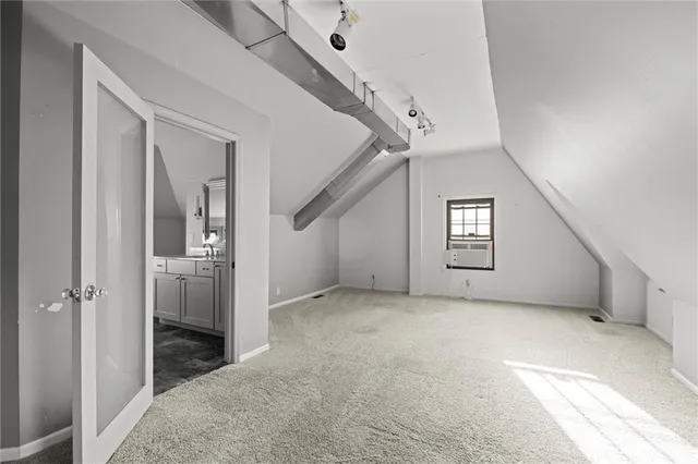 $775,000 | 441 West 67th Street, Kansas City, MO 64113