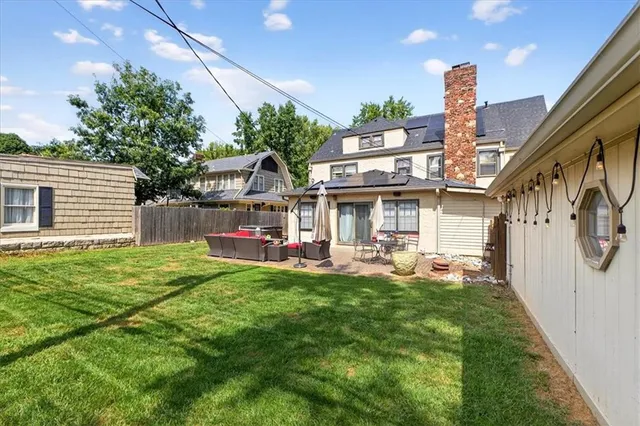 $775,000 | 441 West 67th Street, Kansas City, MO 64113