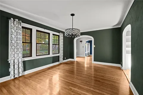 $750,000 | 441 West 67th Street, Kansas City, MO 64113