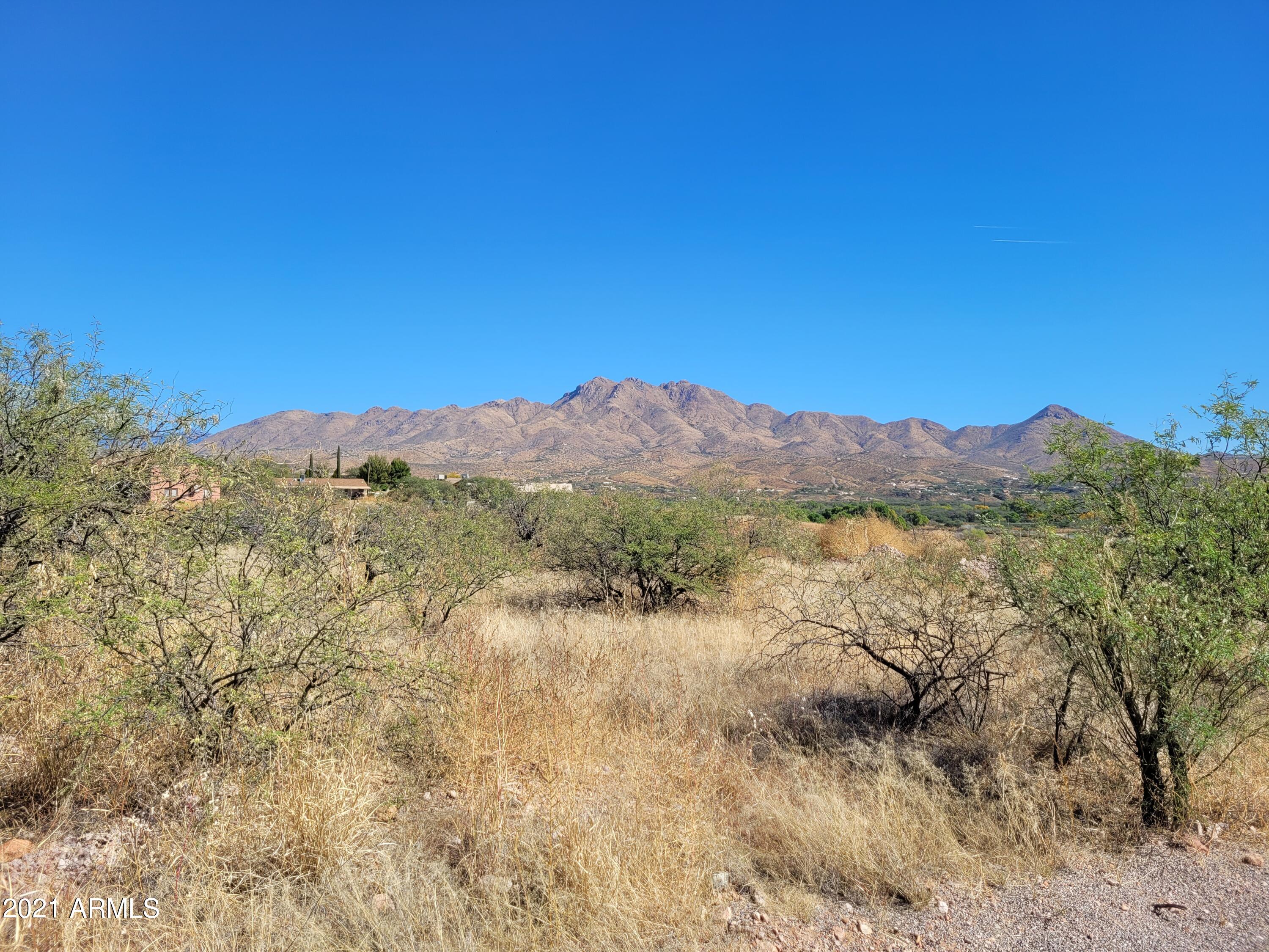 582 Alcanfor Court, Unit 106 Rio Rico, AZ 85648 - Photo 2 of 4 San Cayetanos