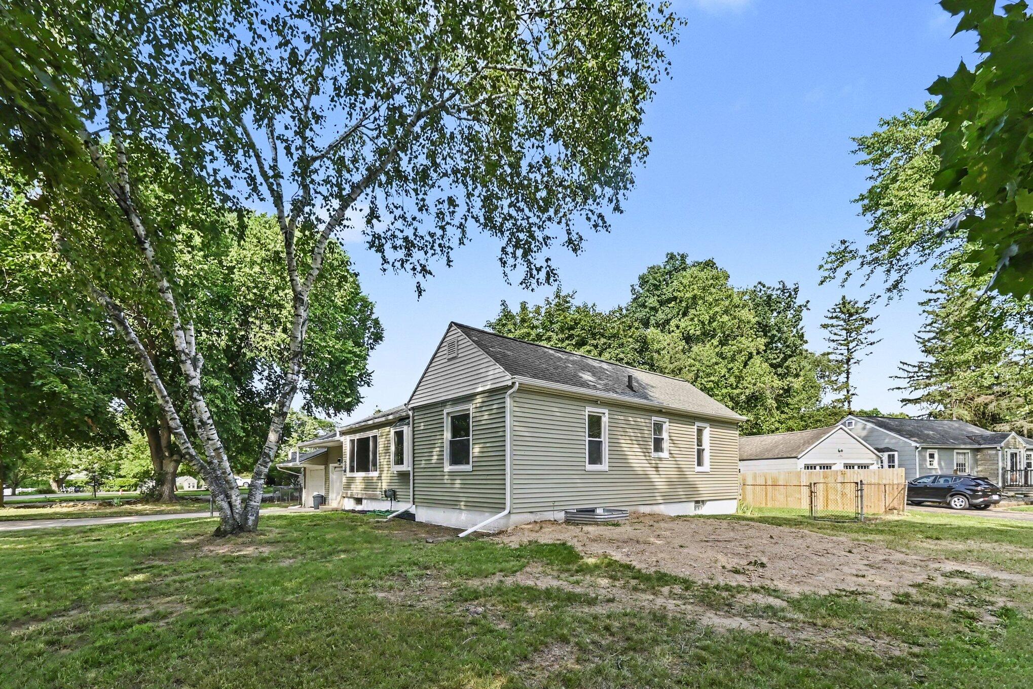 2531 Ashton Road Jackson, MI 49203 - Photo 27 of 30 028_file_4965