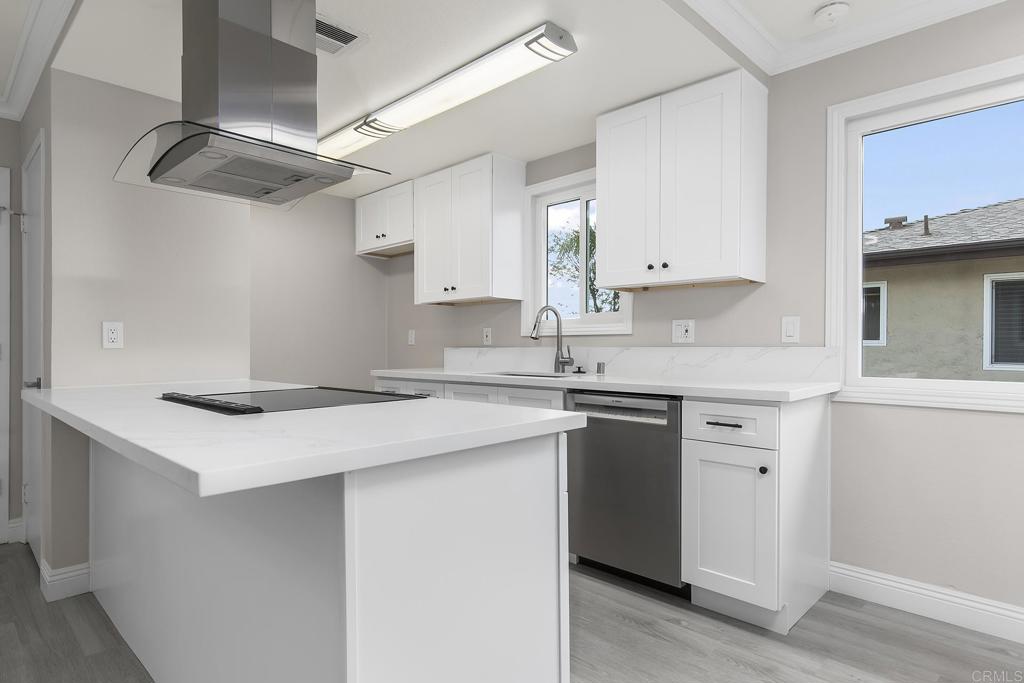 9857 Mission Gorge Road, Unit 4 Santee, CA 92071 - Photo 4 of 16