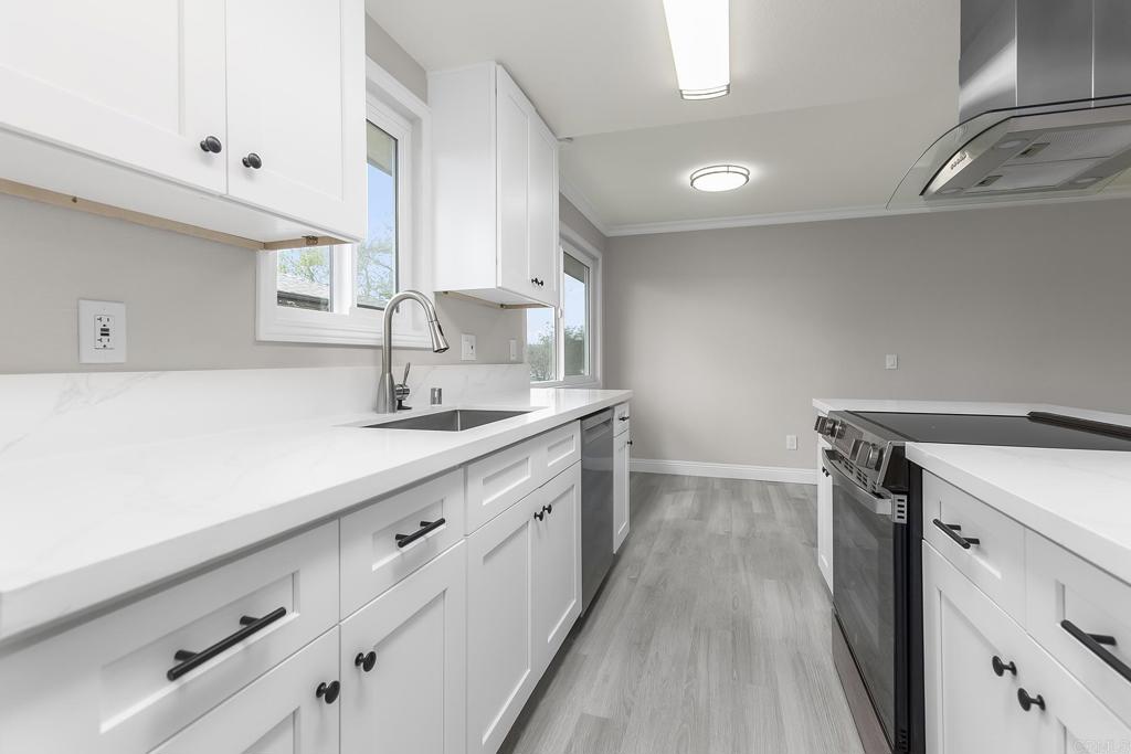 9857 Mission Gorge Road, Unit 4 Santee, CA 92071 - Photo 6 of 16