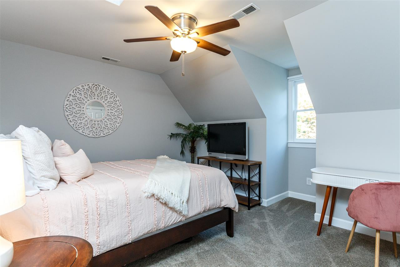 2109 Brixham Court Raleigh, NC 27615 - Photo 20 of 27 3rd Bedroom