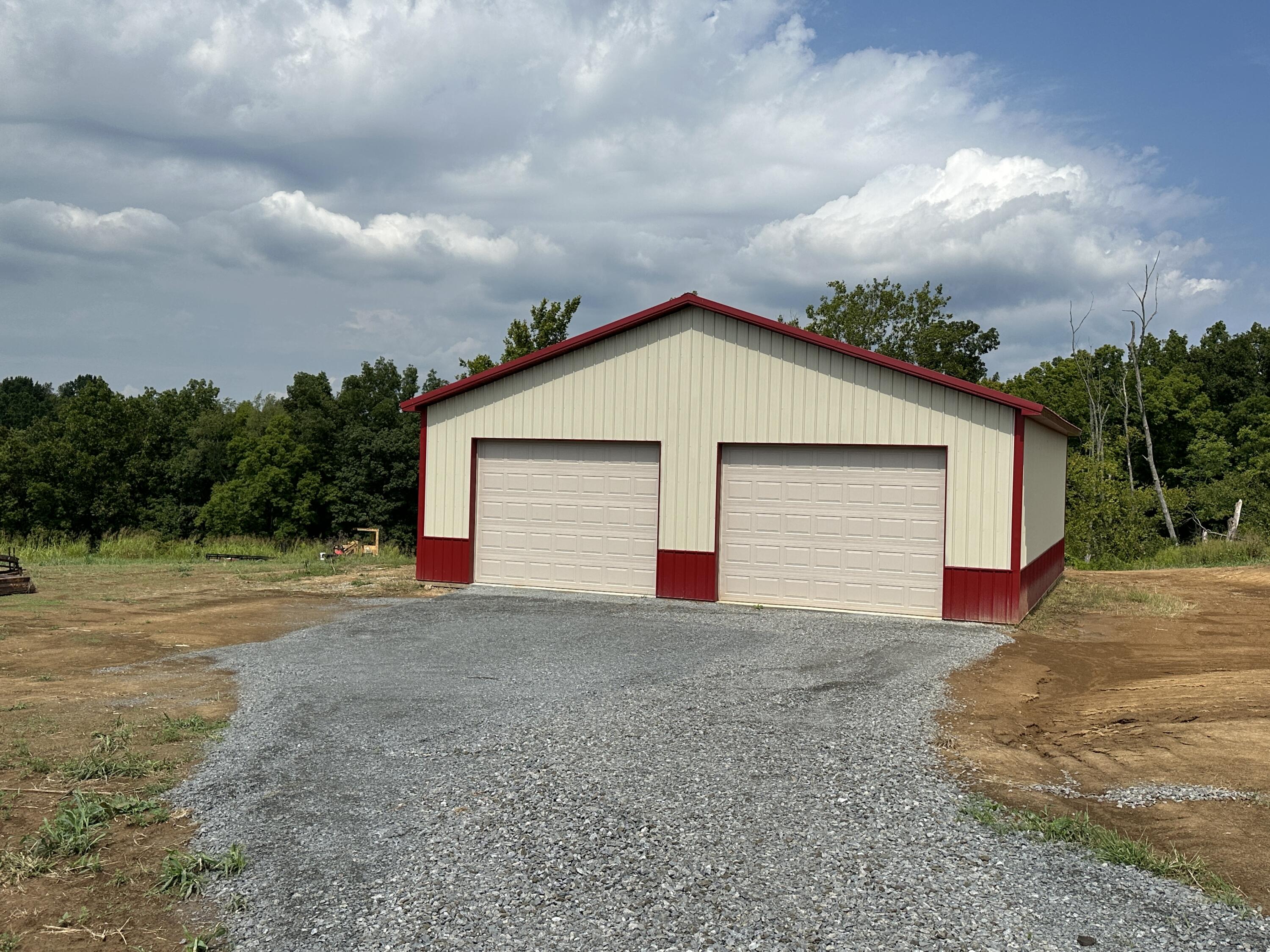 719 Upper Lick Road Moorefield, KY 40350 - Photo 18 of 29 Garage