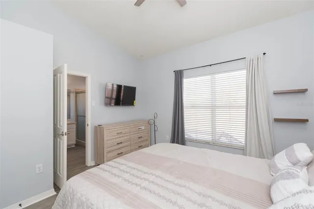 $2,650 | 10020 Tate Lane, Tampa, FL 33626