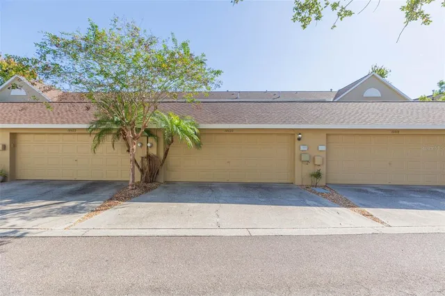 $2,650 | 10020 Tate Lane, Tampa, FL 33626