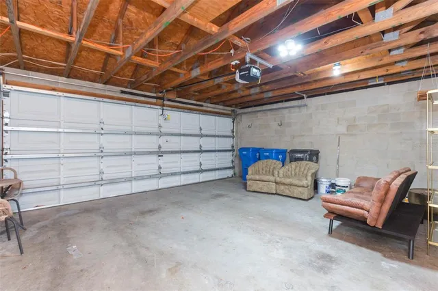 $2,650 | 10020 Tate Lane, Tampa, FL 33626