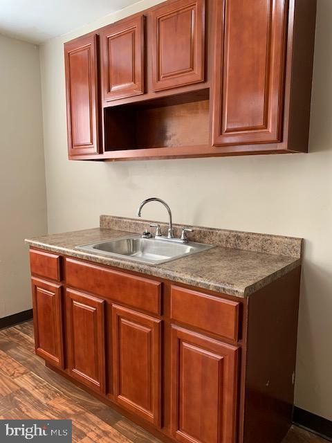 2859 Cushing Road Camden, NJ 08104 - Photo 4 of 13 Kitchen