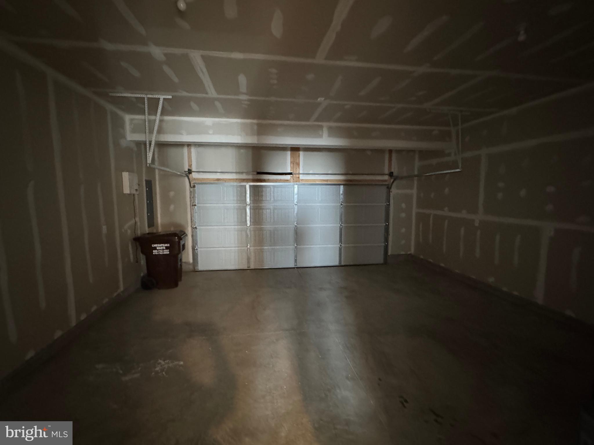 101 Albemarle Court Cambridge, MD 21613 - Photo 19 of 47 a water heater room