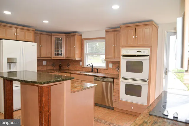 $595,000 | 114 Nursery Avenue, Levittown, PA 19057