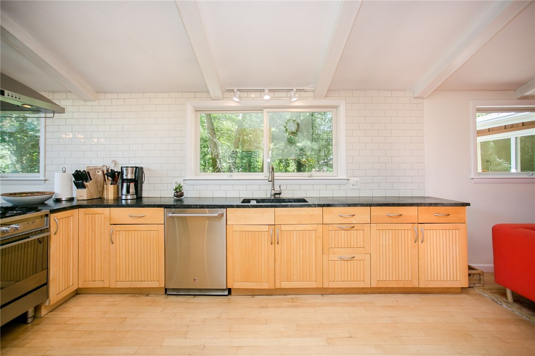 475 Green Bush Road Warwick, RI 02818 - Photo 24 of 39 Gallery Image 24