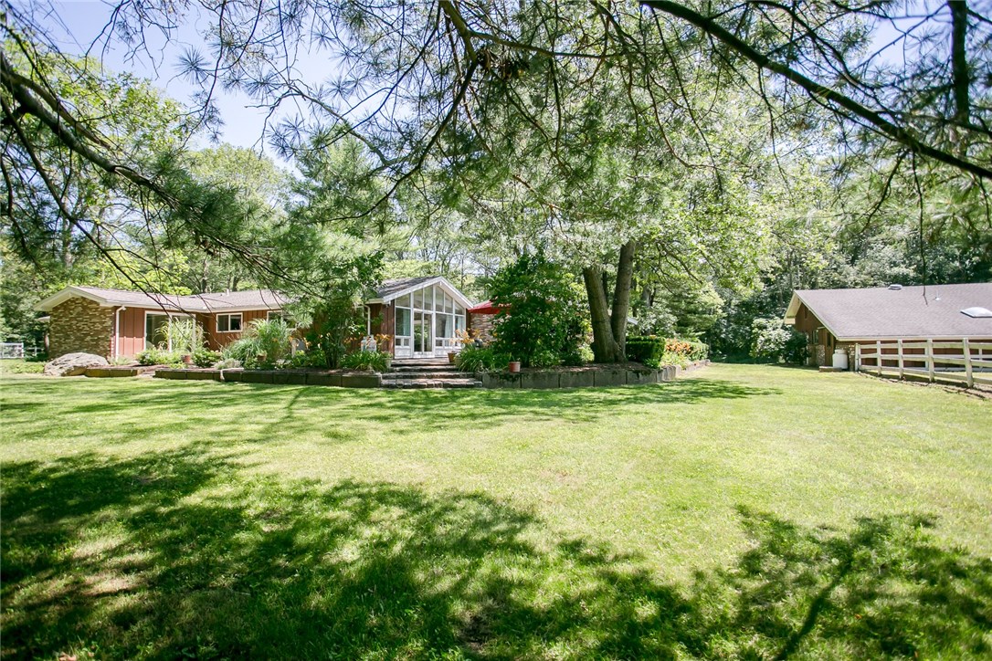 475 Green Bush Road Warwick, RI 02818 - Photo 4 of 39 Gallery Image 4