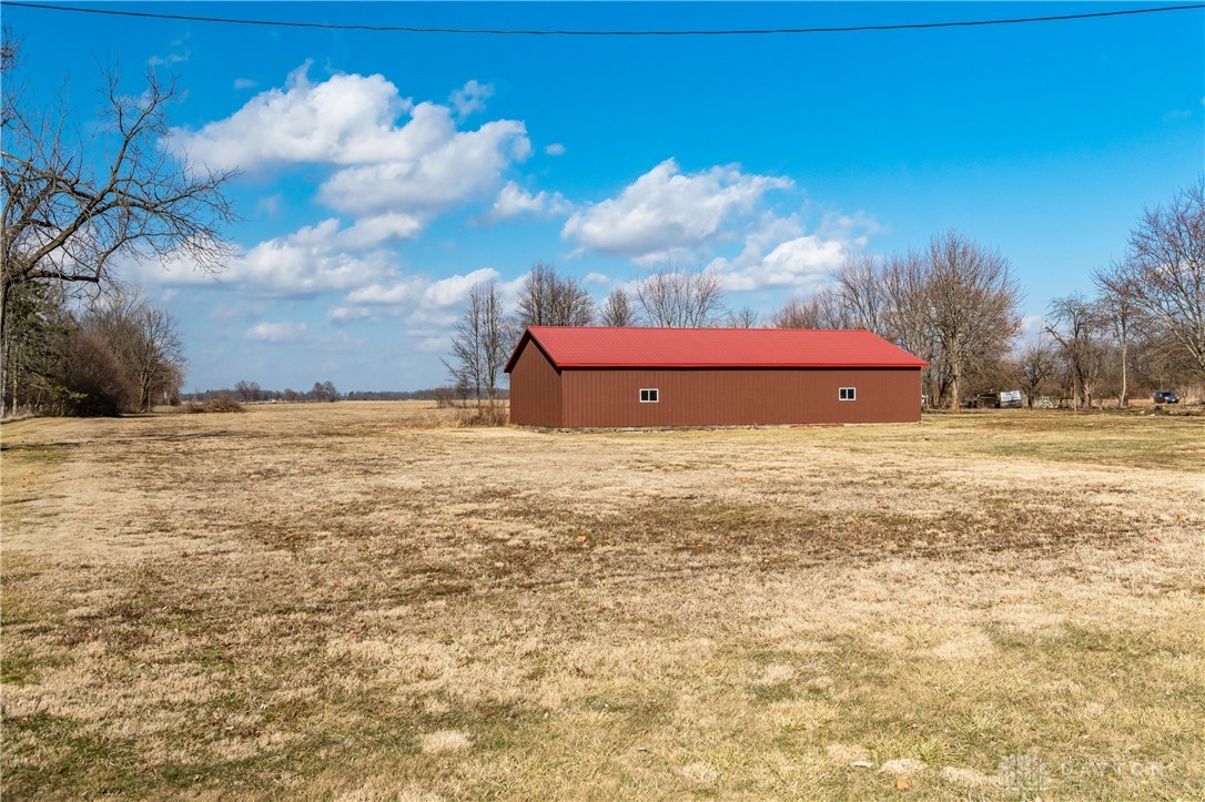 1226 East Jackson Road Springfield, OH 45502 - Photo 3 of 25