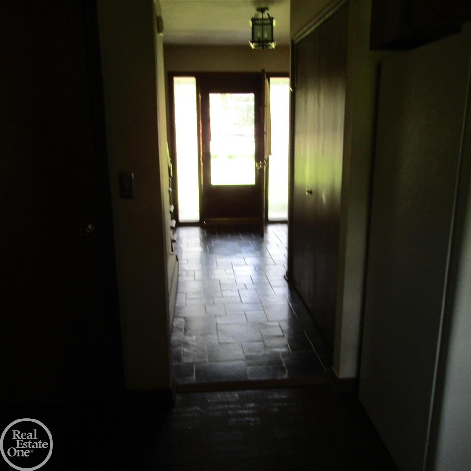 48978 Callens Road Chesterfield, MI 48047 - Photo 39 of 47