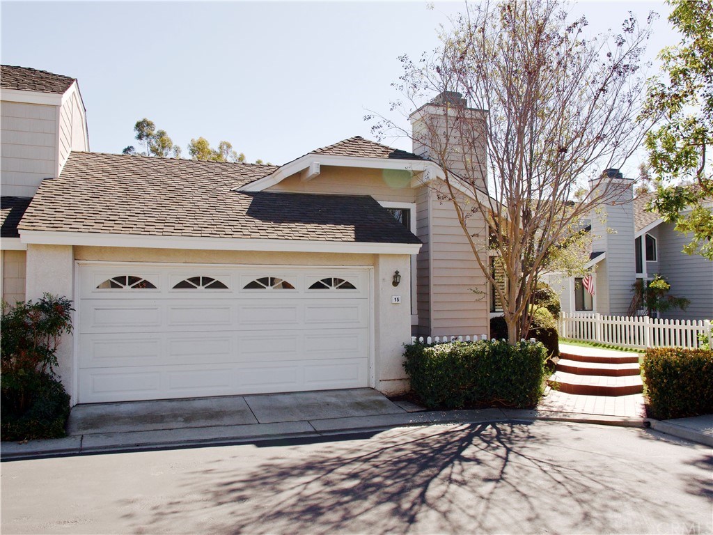 15 Robinsong, Unit 160 Irvine, CA 92614 - Photo 2 of 31