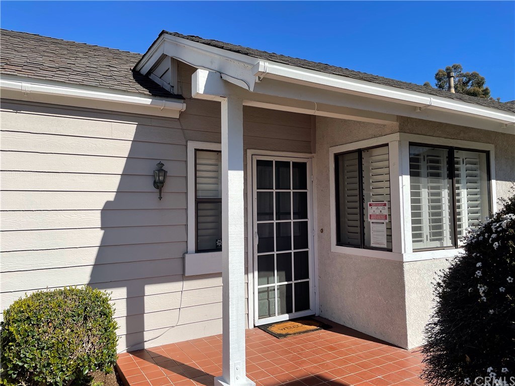 15 Robinsong, Unit 160 Irvine, CA 92614 - Photo 3 of 31 Front entry
