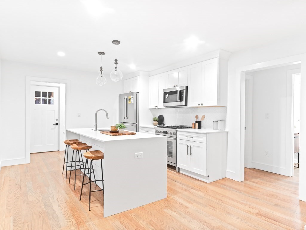 60 Governor Winthrop Road, Unit 60 Somerville, MA 02145 - Photo 3 of 19 Gallery Image 3