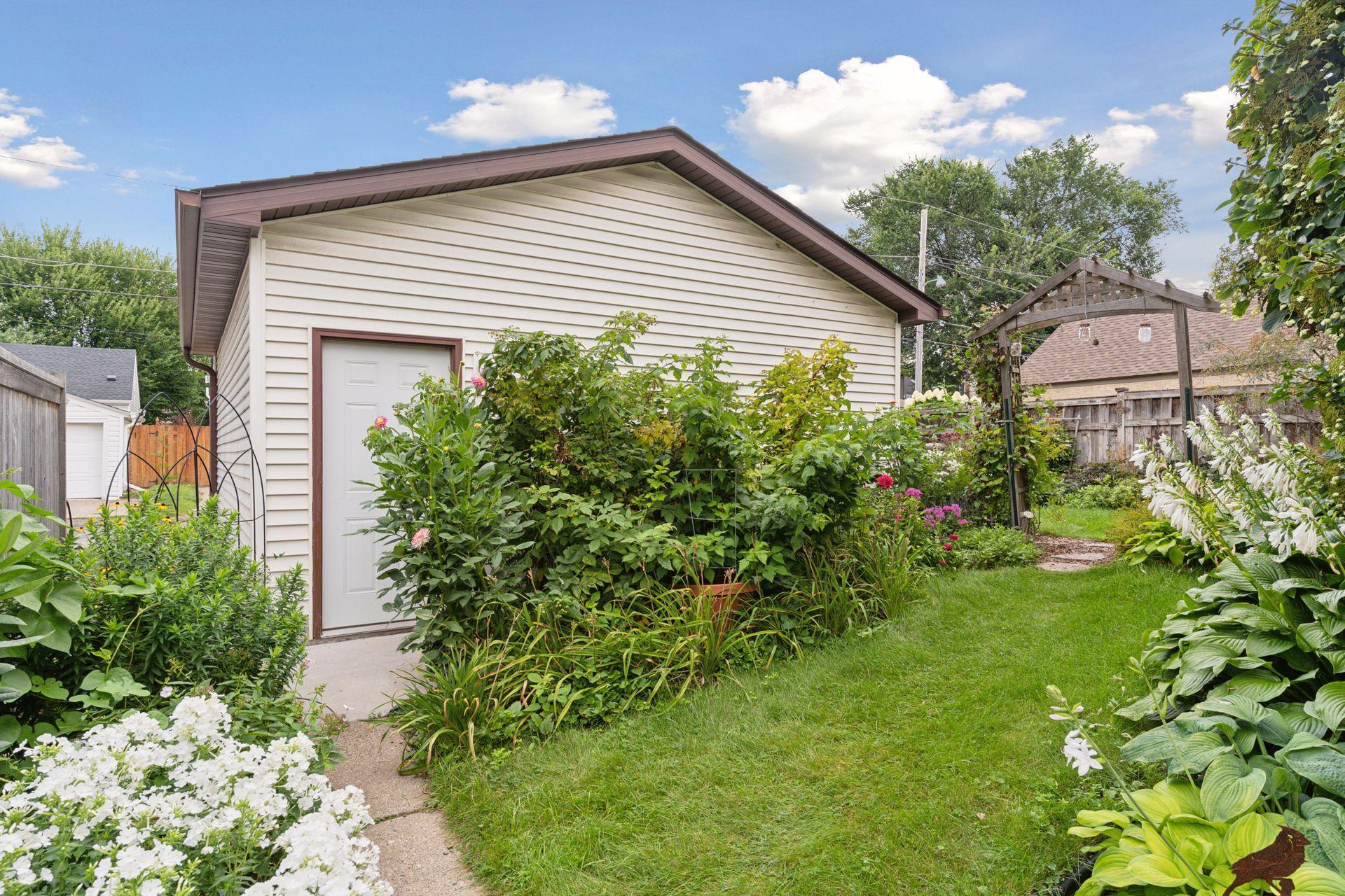 1845 West Rome Avenue St. Paul, MN 55116 - Photo 54 of 80