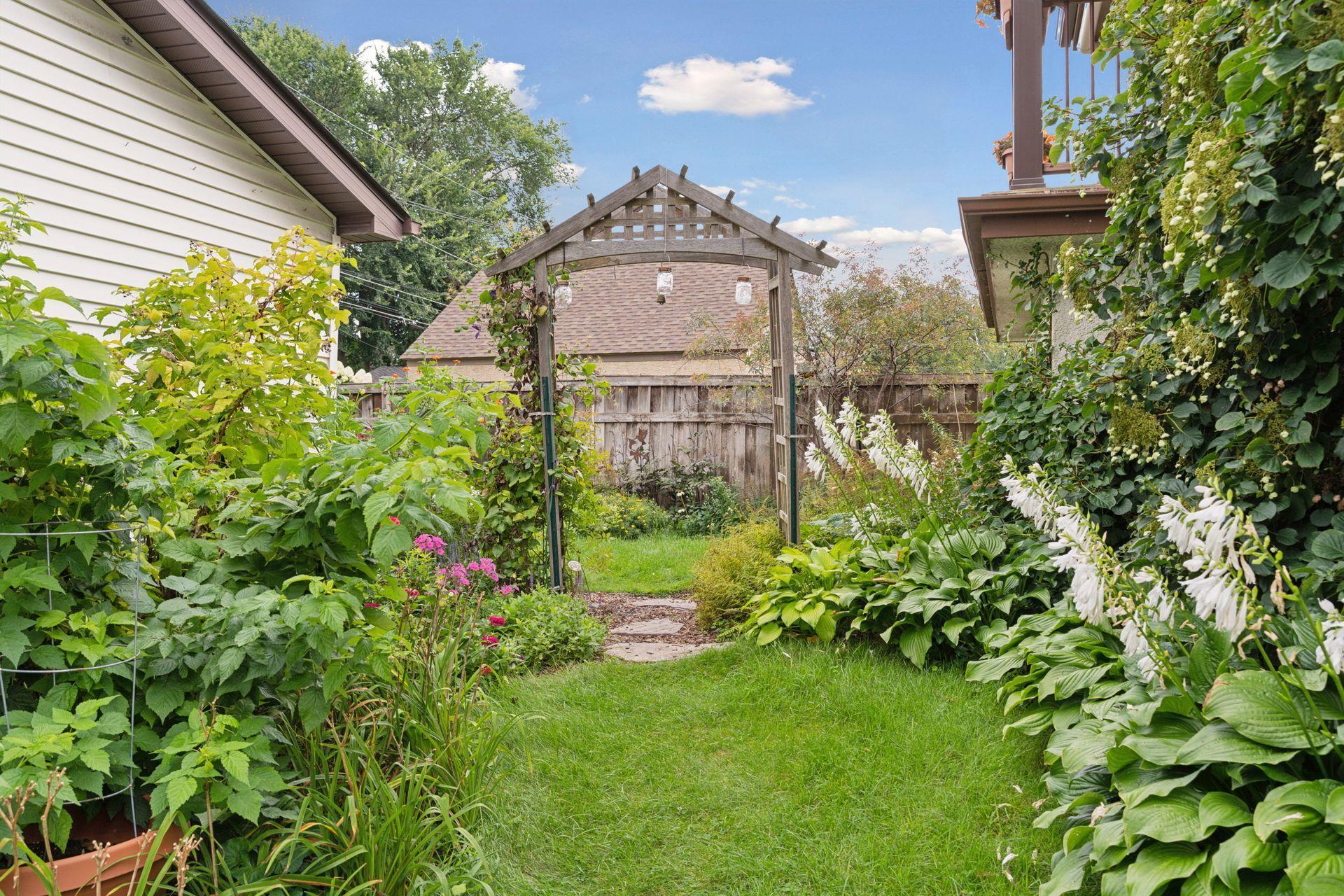 1845 West Rome Avenue St. Paul, MN 55116 - Photo 55 of 80