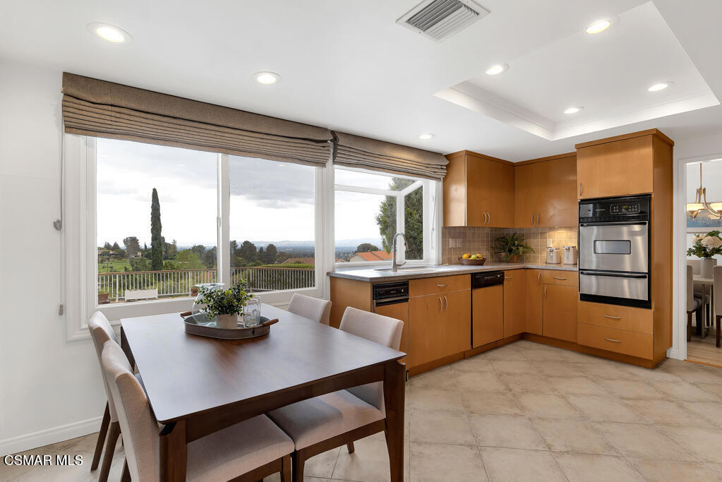 19364 Pauma Valley Drive Porter Ranch, CA 91326 - Photo 16 of 53