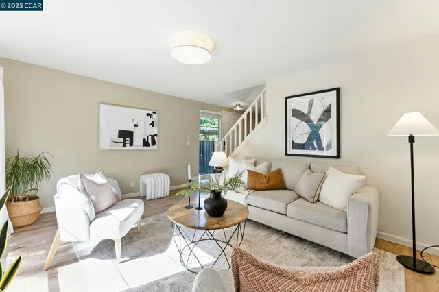 $669,000 | 1660 San Luis Road, Walnut Creek, CA 94597