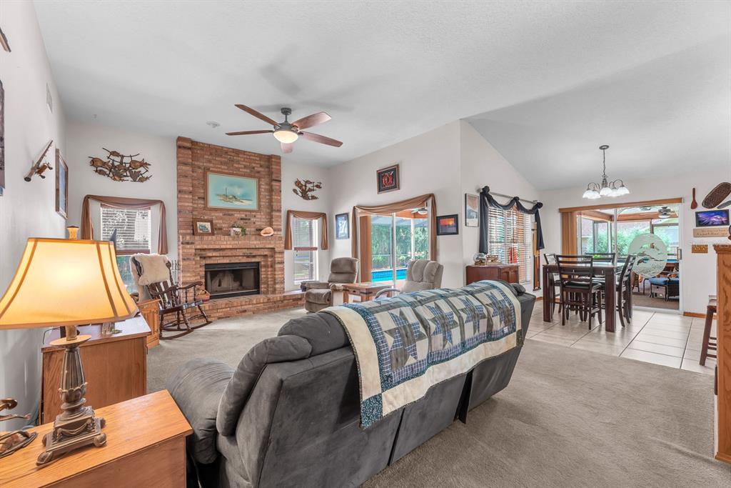 621 Penn National Road Seffner, FL 33584 - Photo 9 of 50