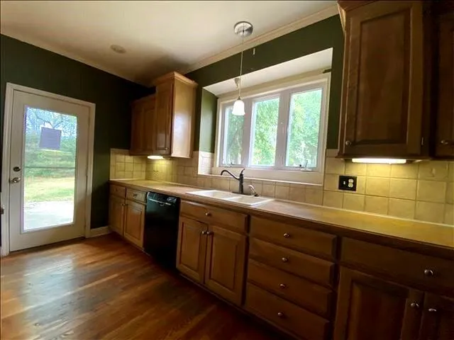 $399,900 | 2634 Southwest Wintervalley Drive, Lee's Summit, MO 64081