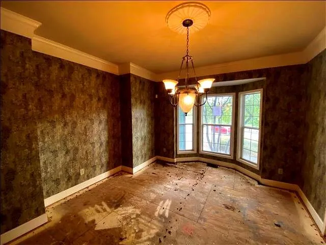 $399,900 | 2634 Southwest Wintervalley Drive, Lee's Summit, MO 64081