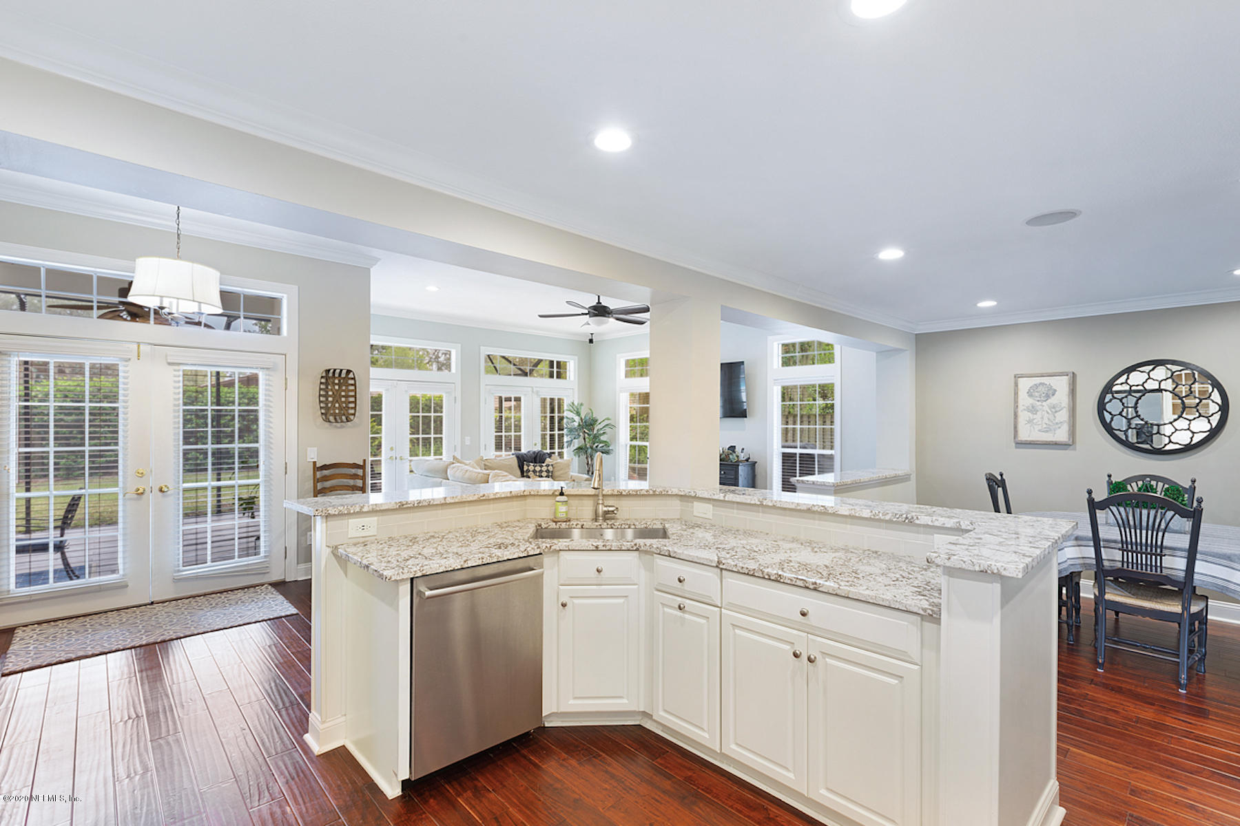 3674 Hilliard Road Jacksonville, FL 32217 - Photo 13 of 31 Kitchen