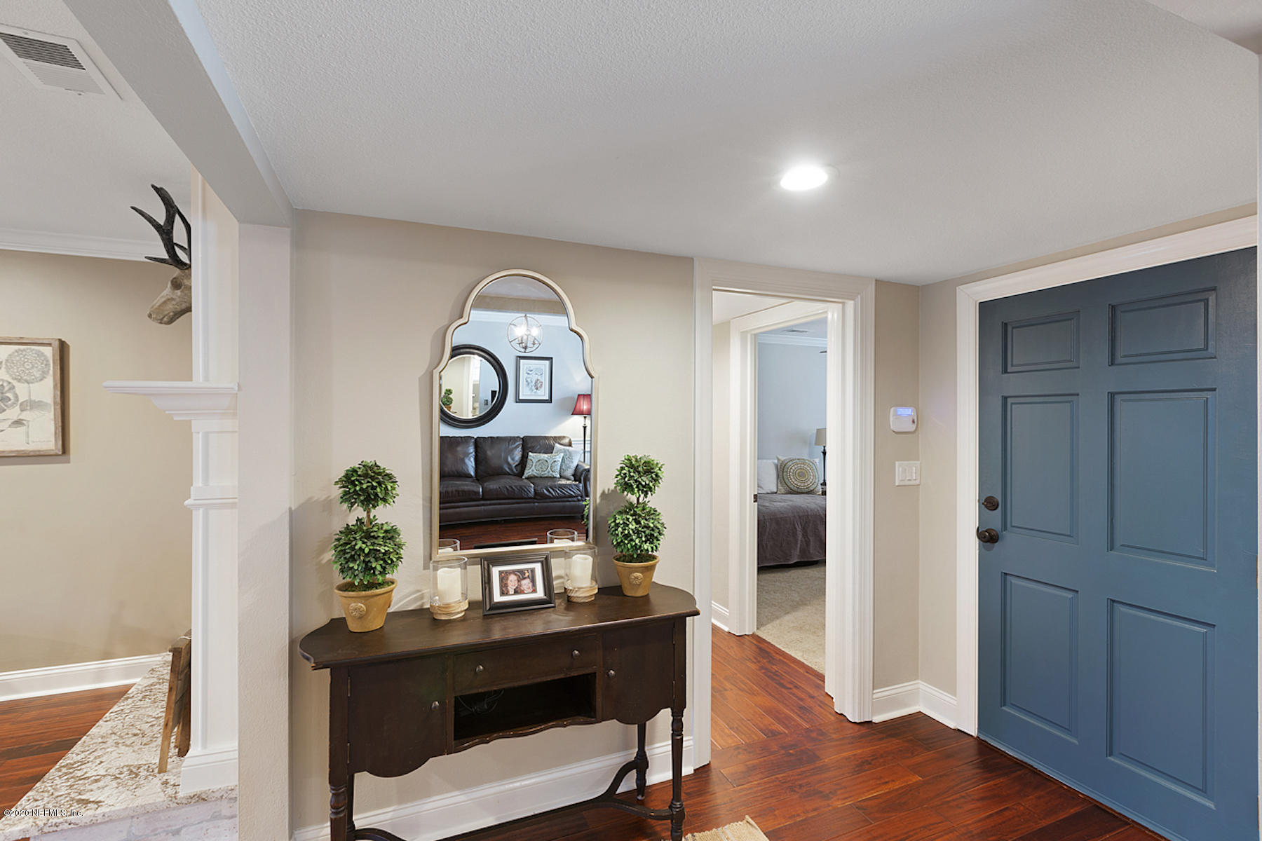 3674 Hilliard Road Jacksonville, FL 32217 - Photo 5 of 31 Foyer