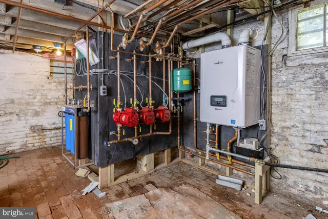 $339,900 | 354 Grant Street, Salem, NJ 08079