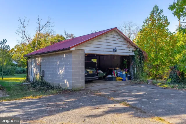 $339,900 | 354 Grant Street, Salem, NJ 08079