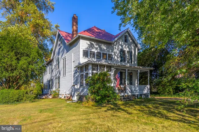 $339,900 | 354 Grant Street, Salem, NJ 08079