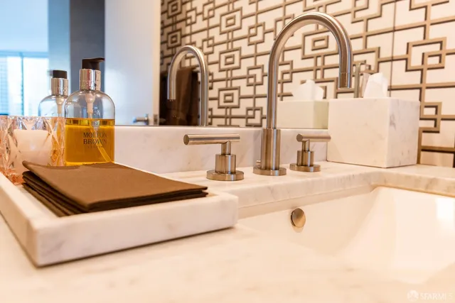 $1,775,000 | 301 Main Street, Unit 16H, San Francisco, CA 94105