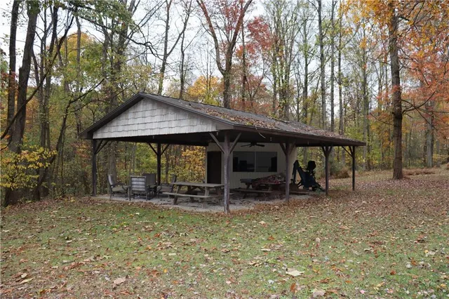 $549,900 | 566 Monte Lane, Blairsville, PA 15717