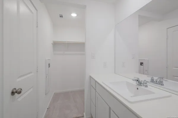 $1,450 | 7422 India Star, San Antonio, TX 78263