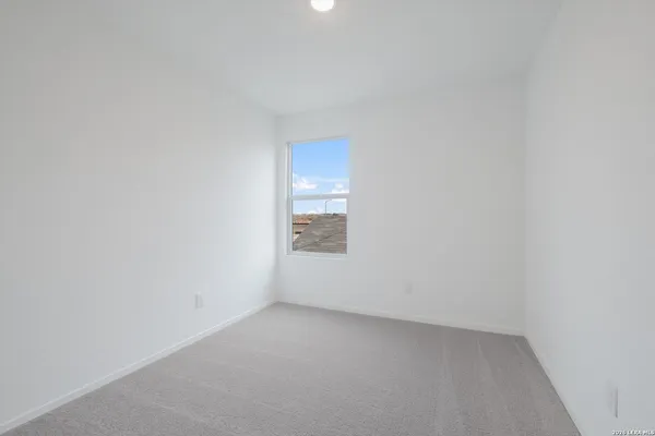 $1,450 | 7422 India Star, San Antonio, TX 78263