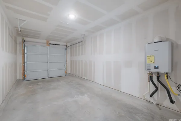 $1,450 | 7422 India Star, San Antonio, TX 78263