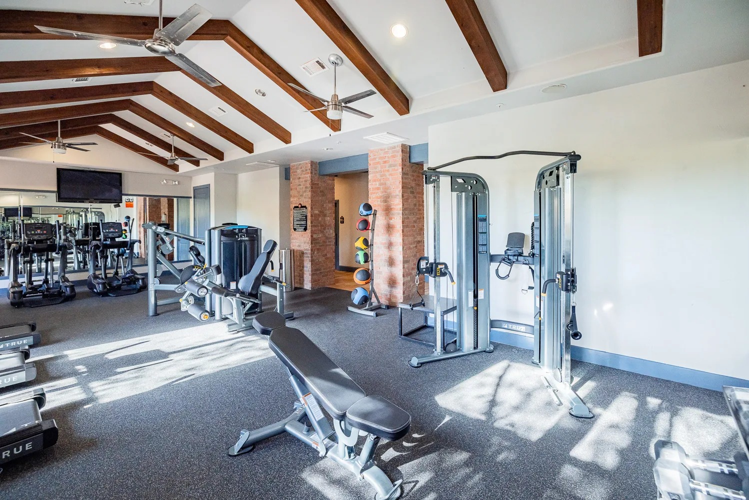 701 Center Ridge Drive, Unit 317 Austin, TX 78753 - Photo 17 of 20 $99 app/admin special! *on San Jacinto and Pennybacker floorplans.