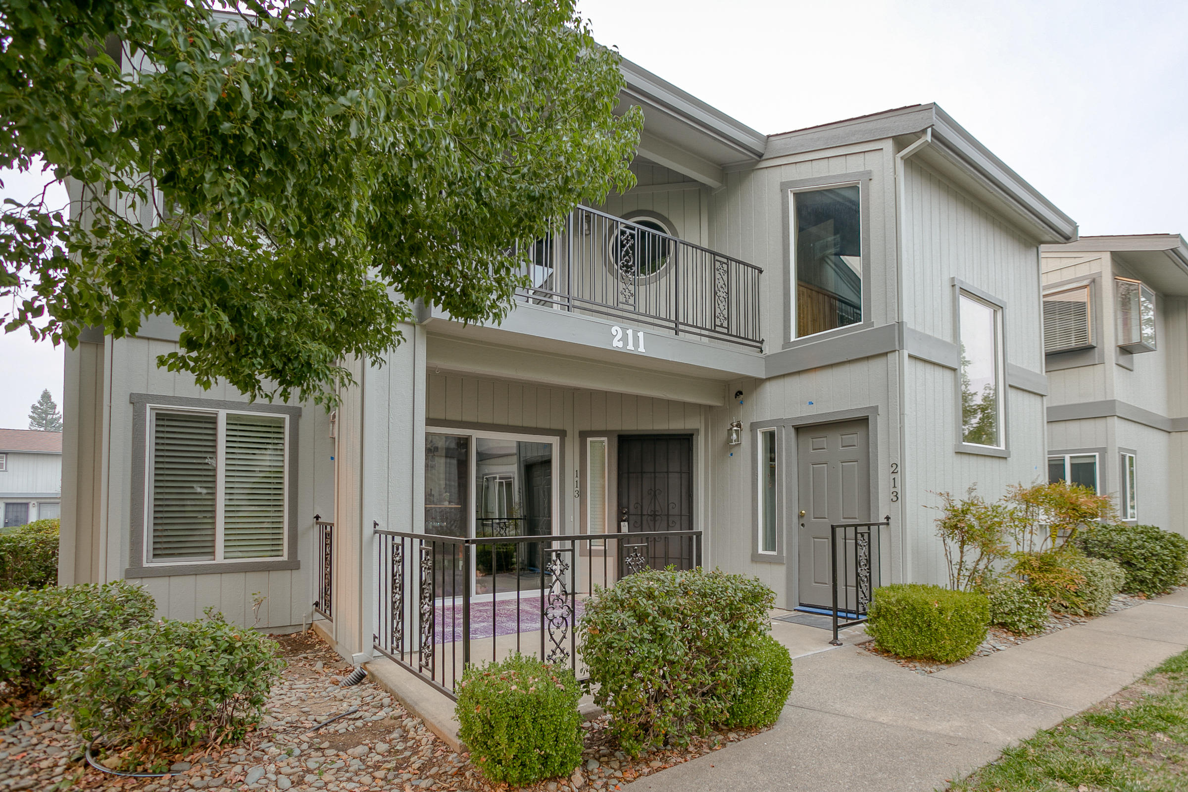 211 Ridgetop Drive, Unit 113 Redding, CA 96003 - Photo 1 of 16 IMG_4796