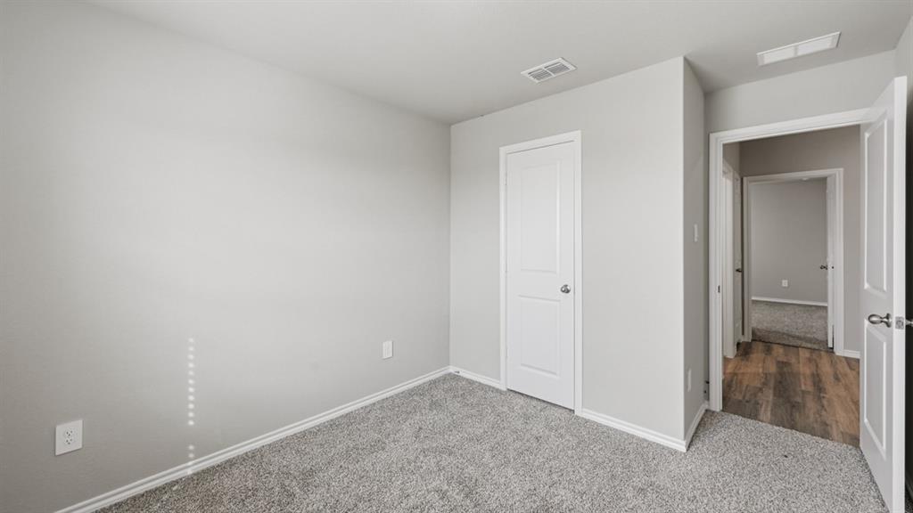 1906 Cherokee Lane Cleburne, TX 76033 - Photo 25 of 28