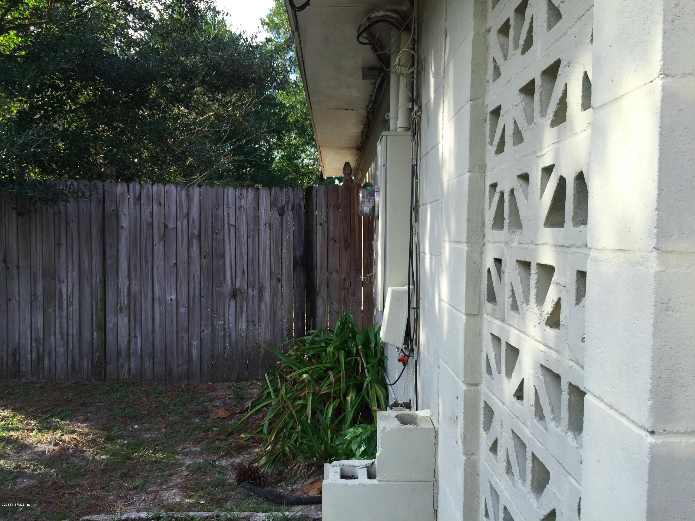 10348 Agave Road Jacksonville, FL 32246 - Photo 8 of 21 IMG_3301