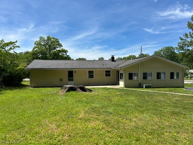 433 Fairgrounds Road Painesville, OH 44077 - Photo 7 of 33