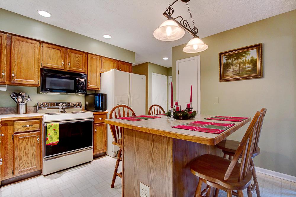 3888 Ramblehurst Road Columbus, OH 43221 - Photo 14 of 33