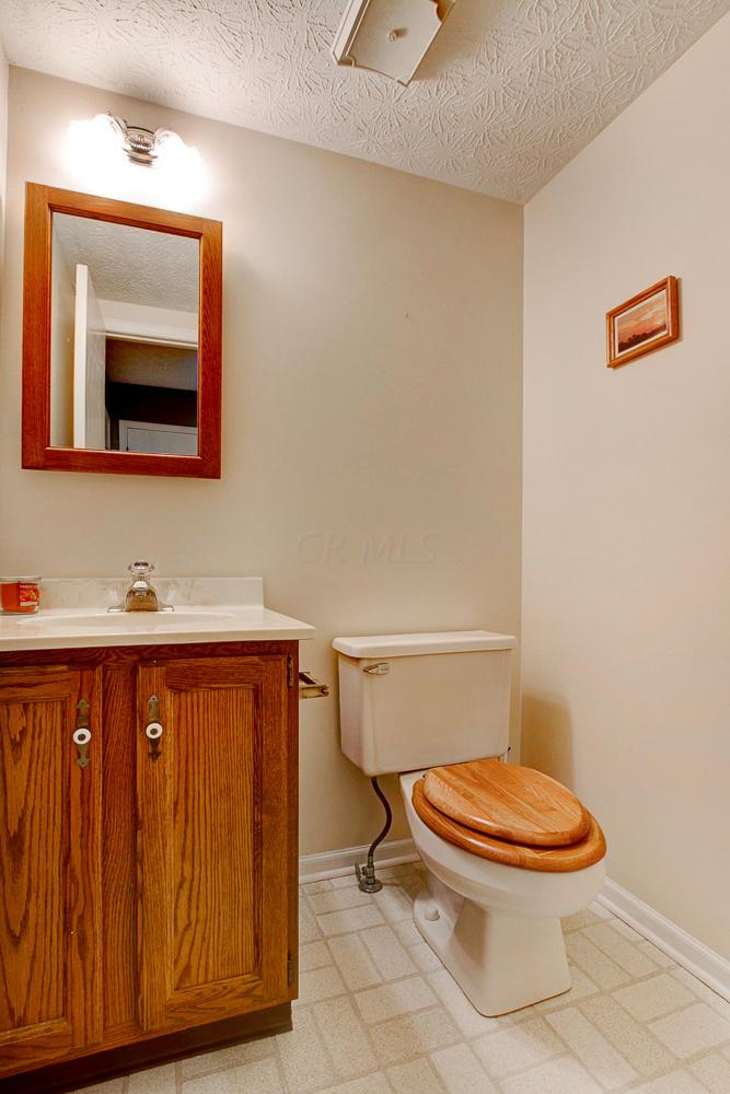 3888 Ramblehurst Road Columbus, OH 43221 - Photo 21 of 33