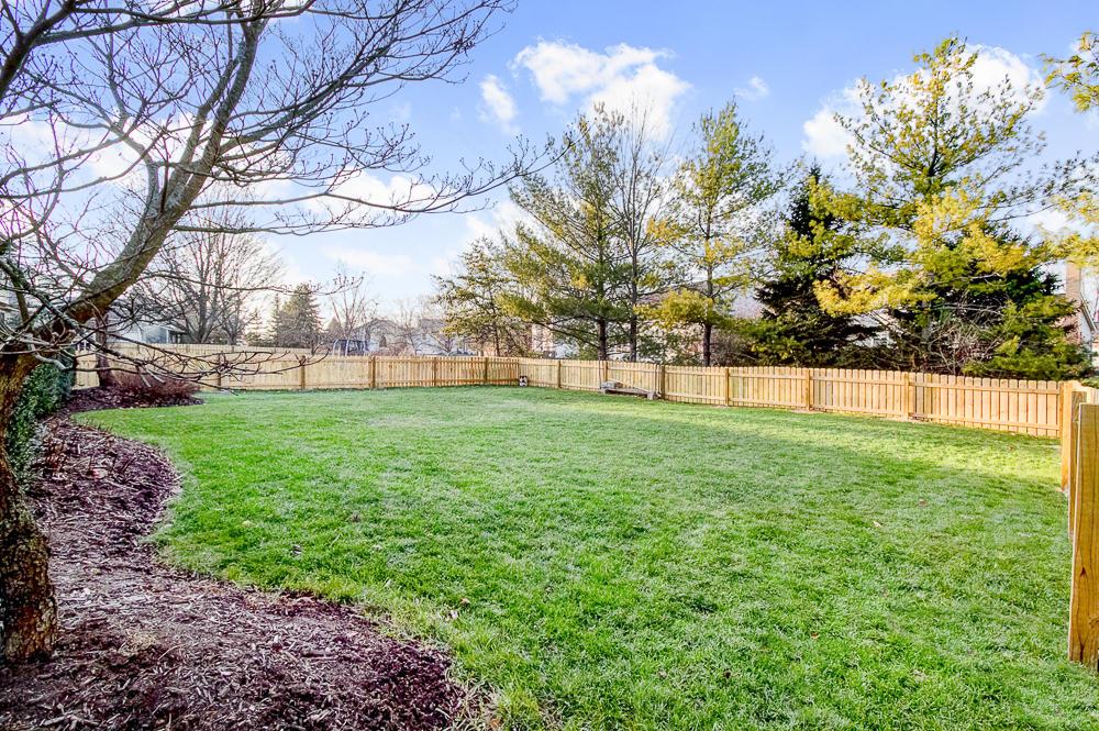 3888 Ramblehurst Road Columbus, OH 43221 - Photo 5 of 33